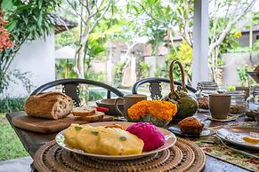 Katak Villa by Villa Finder