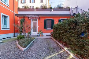 Roof Terrace in Como by Wonderful Italy
