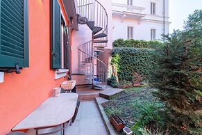 Roof Terrace in Como by Wonderful Italy