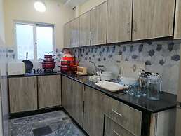 Navid's Holiday Resort and Hotel