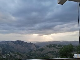 Navid's Holiday Resort and Hotel