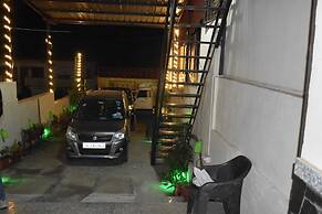 Hotel Lohaghat Regency