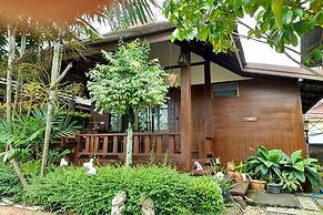 Huen Pak Mon Chantra