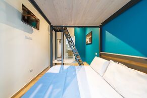 Napoli Central Station Apts & Suites