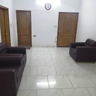 Dera Inn Guest House