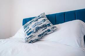 Immaculate 4-bed House in Kings Norton