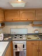 Lovely Semi-rural Caravan & Hot Tub - Sleeps Fam 6