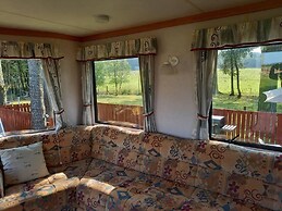 Lovely Semi-rural Caravan & Hot Tub - Sleeps Fam 6