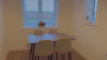 Impeccable 3-bed House in Northampton