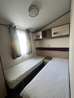 Modern Platinum Standard 2 Bedroom With Decking