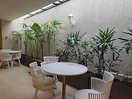 Olive Hotel Le Opera by Embassy Group