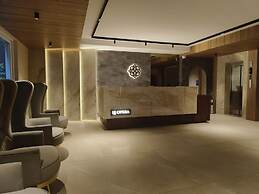 Olive Hotel Le Opera by Embassy Group