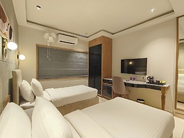 Olive Hotel Le Opera by Embassy Group