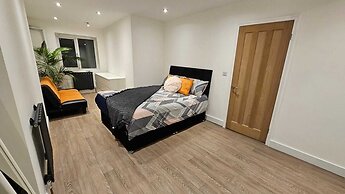 Luxurious 2-bed Apartment, Duchy Cosy Corner