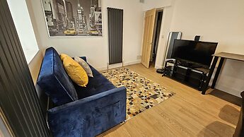 Luxurious 2-bed Apartment, Duchy Cosy Corner