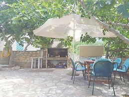 Floral Apartments Yazzy 1