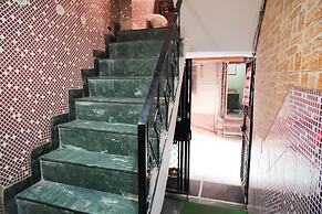 Roomshala 155 Hotel JPC