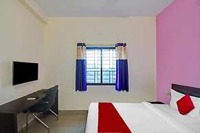 Goroomgo SR Palace Bhubaneswar