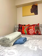 Impeccable Spacious 6-bed House in Romford