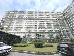 OYO 93559 Apartemen Gateway Pasteur By Erik