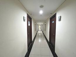 OYO 93559 Apartemen Gateway Pasteur By Erik