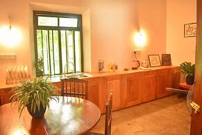 Charming & Historical 3-bed Bungalow in Hikkaduwa