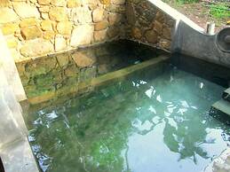 Charming & Historical 3-bed Bungalow in Hikkaduwa