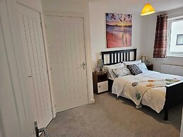 Ipswich - 3 Beds - Sleeps 6 - Private Garden