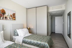 Villa Monte Leone by Konnect with Pool, Hot Tub, Spa Room & Stunning S