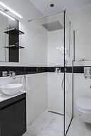 Villa Monte Leone by Konnect with Pool, Hot Tub, Spa Room & Stunning S