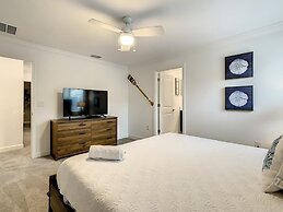 A Touch Of Class - 5 Bed Champions Gate Home 5 Bedroom Townhouse