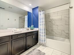 A Touch Of Class - 5 Bed Champions Gate Home 5 Bedroom Townhouse