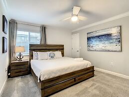 A Touch Of Class - 5 Bed Champions Gate Home 5 Bedroom Townhouse