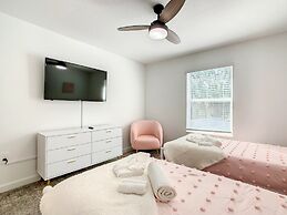 Sophisticated Living At Storey Lake 4 Bedroom Townhouse