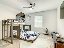 Sophisticated Living At Storey Lake 4 Bedroom Townhouse