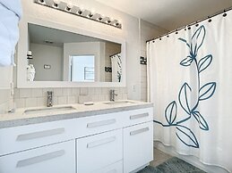 3 Bed Windsor Hills Townhome By Clubhouse & Pool 3 Bedroom Townhouse