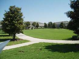 3 Bed Windsor Hills Townhome By Clubhouse & Pool 3 Bedroom Townhouse