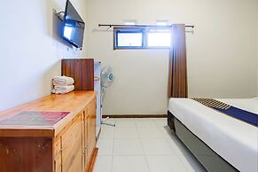 SPOT ON 93555 Triple N Homestay