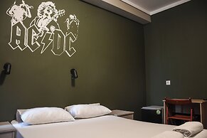 STAY Hybrid Youth Hostel