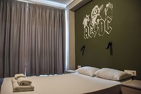 STAY Hybrid Youth Hostel