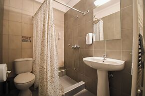 STAY Hybrid Youth Hostel