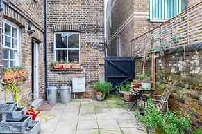 Trendy 2BD House 5 Mins From Willesden Junction!