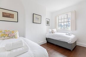 Trendy 2BD House 5 Mins From Willesden Junction!