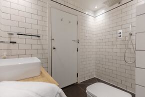 Trendy 2BD House 5 Mins From Willesden Junction!