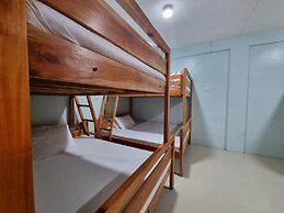 Yemaya de Laiya powered by Cocotel