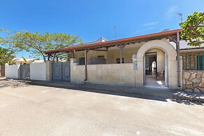 2463 Villetta Ginestra by Barbarhouse