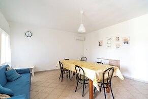 2463 Villetta Ginestra by Barbarhouse