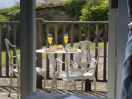 1 Keepers Cottage, Hillfield Village