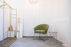 Stunning Villa Surrounded by Olive Trees - Beahost