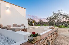 Stunning Villa Surrounded by Olive Trees - Beahost